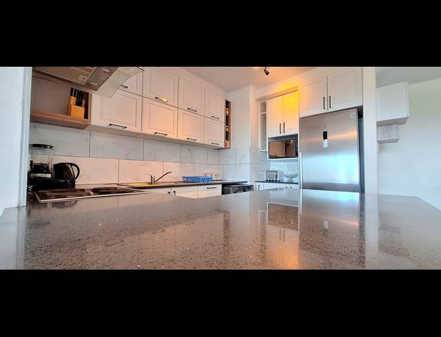 3 BEDROOM APARTMENT RENTED IN MORNINGSIDE
